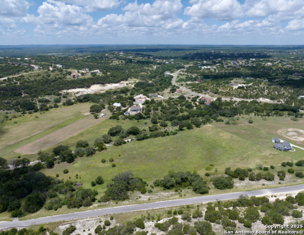 Image 9 of 10 For 701 Mystic Shores Blvd