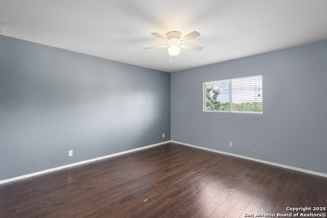 Image 15 of 28 For 13102 Oxford Bend