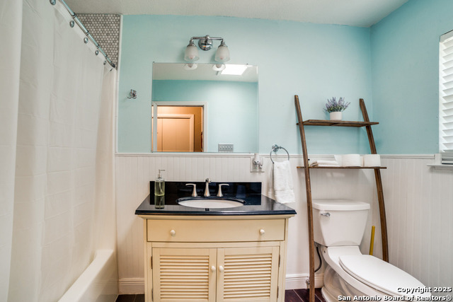 Listing photo id 10 for 20892 Bluehill Pass
