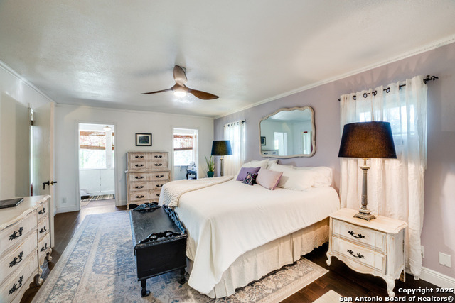 Listing photo id 12 for 20892 Bluehill Pass