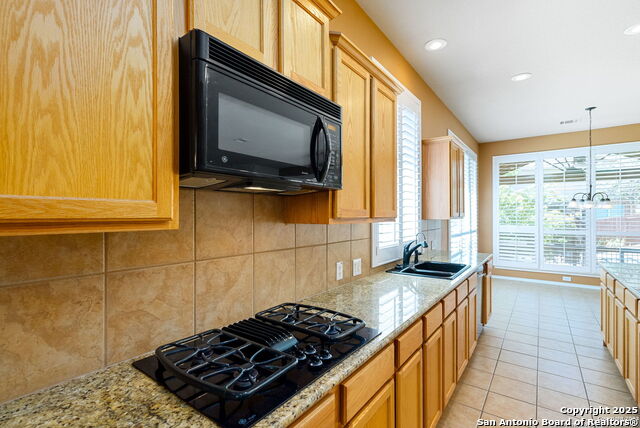 Image 16 of 47 For 8603 Artesia Gap
