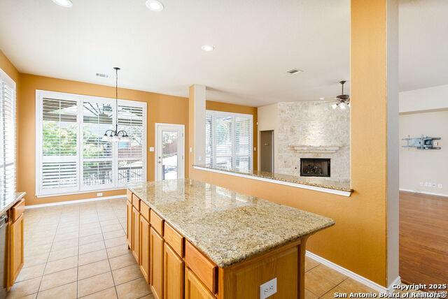 Image 18 of 47 For 8603 Artesia Gap