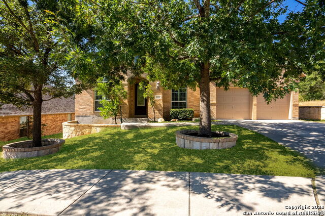 Image 2 of 47 For 8603 Artesia Gap