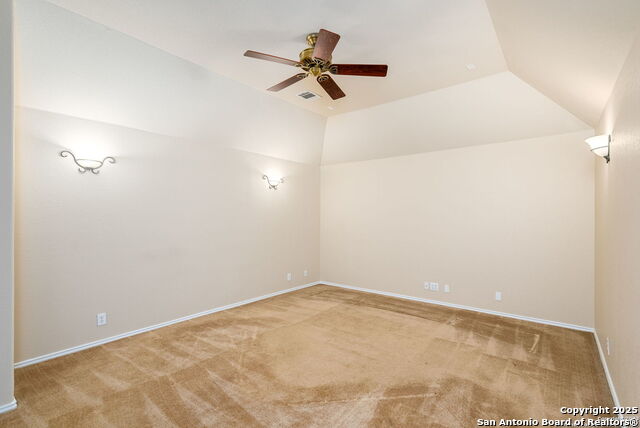 Image 36 of 47 For 8603 Artesia Gap