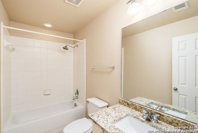 Image 38 of 47 For 8603 Artesia Gap