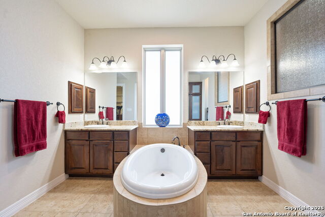 Image 17 of 52 For 8206 Winecup Hill