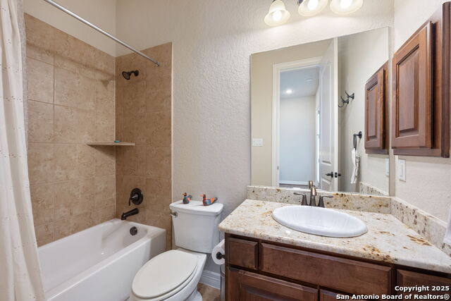 Image 41 of 52 For 8206 Winecup Hill