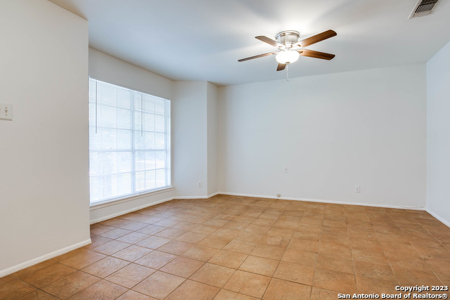 Image 4 of 24 For 3011 Sir Phillip Dr