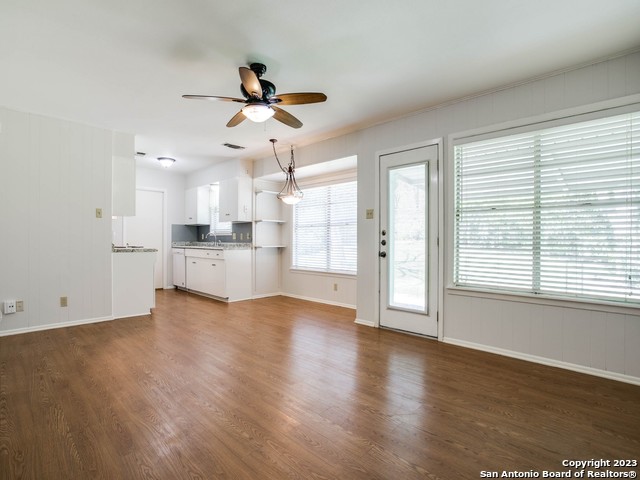 Image 8 of 24 For 3011 Sir Phillip Dr