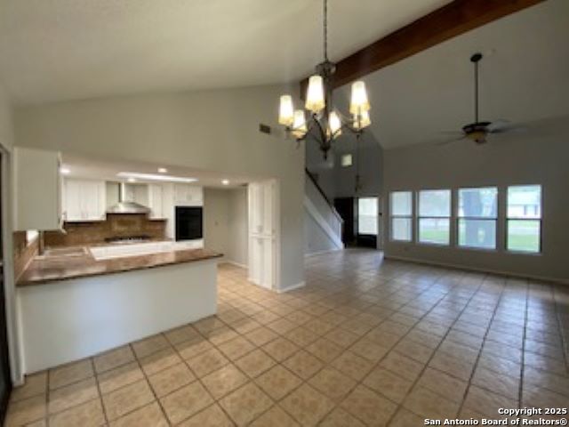 Listing photo id 8 for 9307 Woodheather St