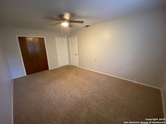 Listing photo id 18 for 9307 Woodheather St