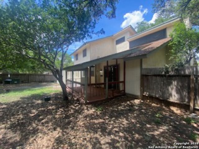 Listing photo id 24 for 9307 Woodheather St