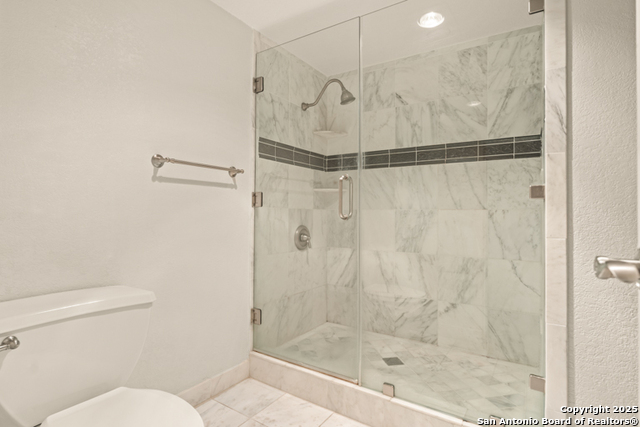 Image 15 of 34 For 7701 Wurzbach  2101