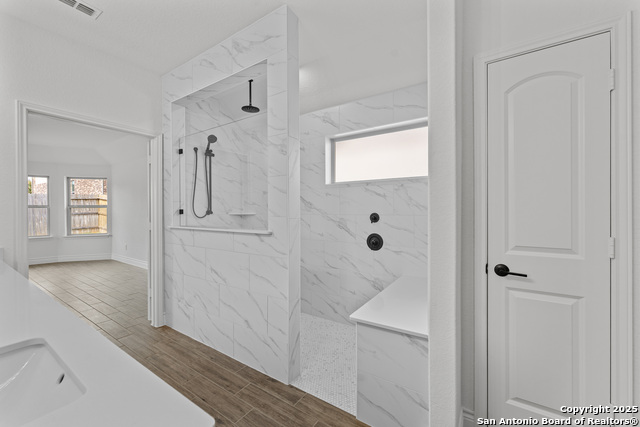 Image 16 of 25 For 2159 Oak Run Parkway