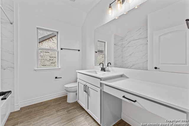 Image 22 of 25 For 2159 Oak Run Parkway
