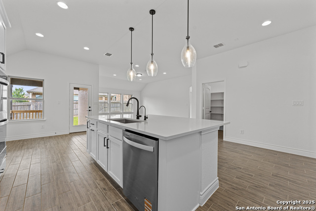 Image 8 of 25 For 2159 Oak Run Parkway