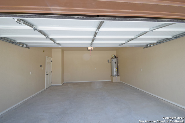 Image 16 of 18 For 150 Joanne Cove