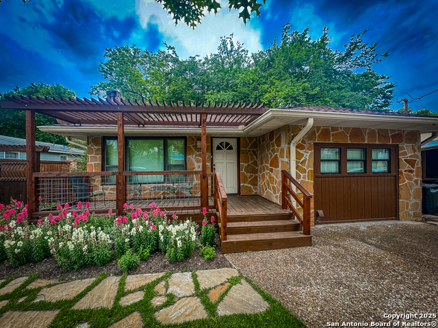 Details for 1025 Mulberry, New Braunfels, TX 78130