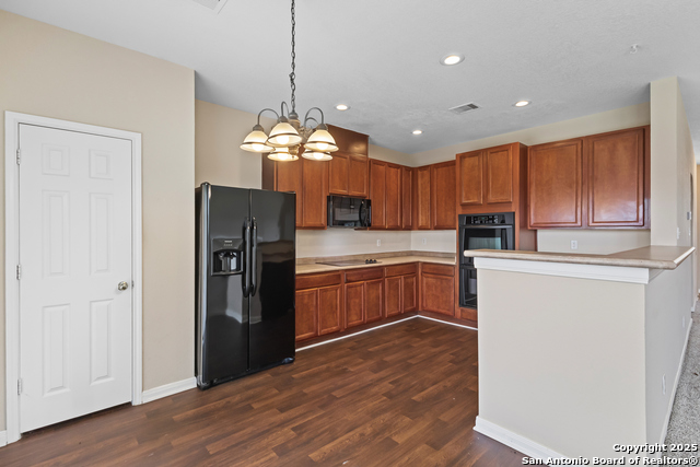 Image 13 of 42 For 156 Springtree Bluff