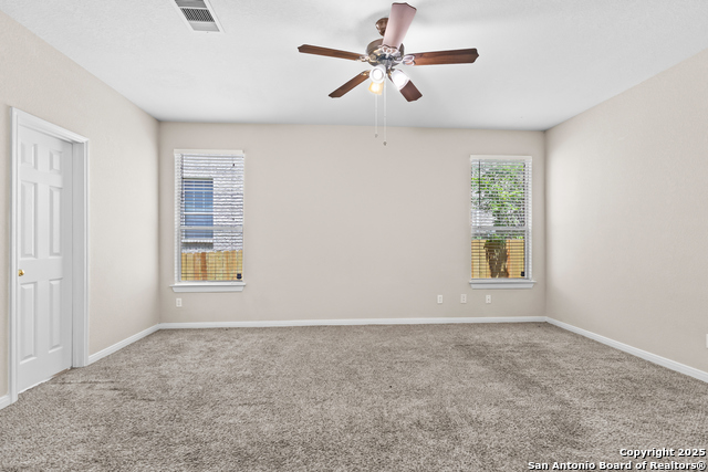 Image 18 of 42 For 156 Springtree Bluff