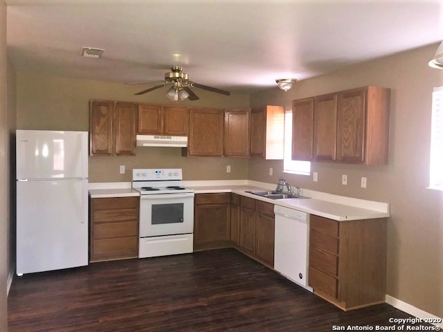 Image 6 of 13 For 168 Plainview