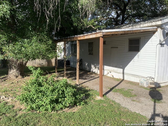 Image 12 of 33 For 111 Valley View St.