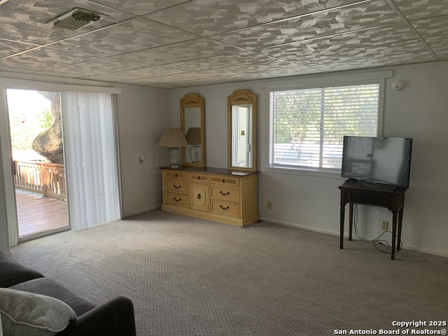 Image 14 of 33 For 111 Valley View St.