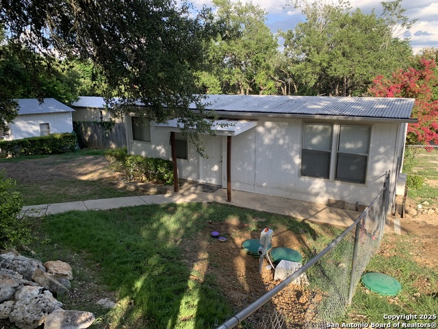 Image 3 of 33 For 111 Valley View St.