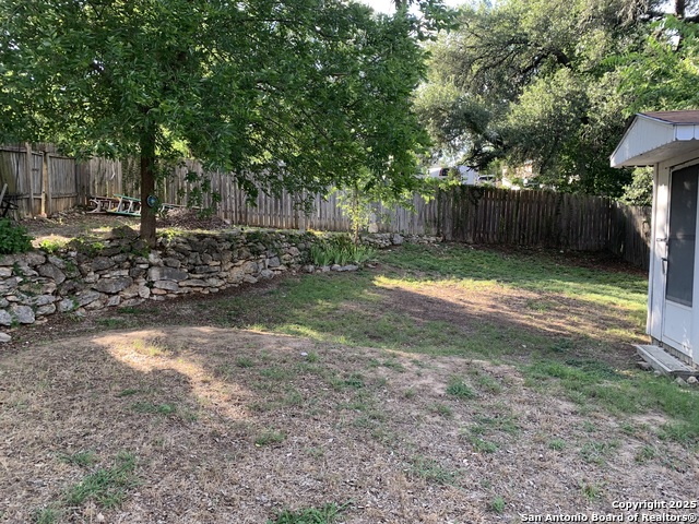 Image 9 of 33 For 111 Valley View St.