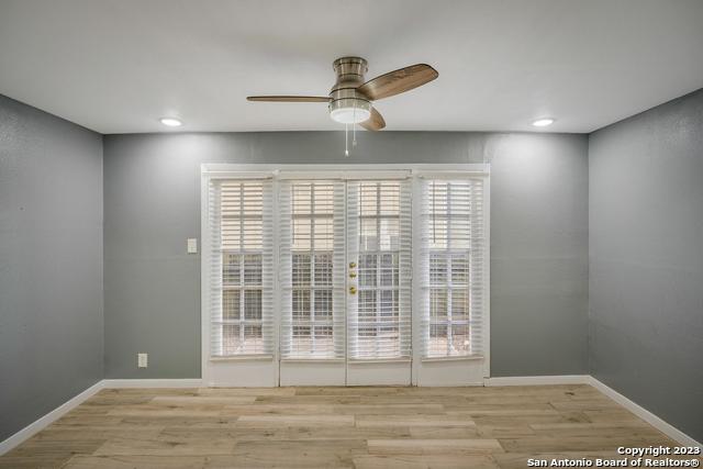 Image 15 of 25 For 66 Brees Blvd  124