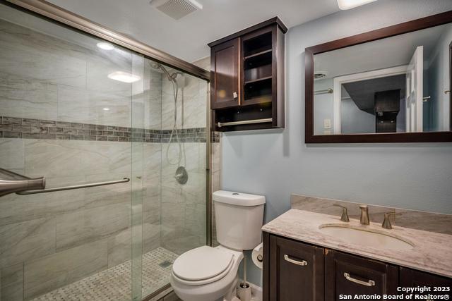 Image 22 of 25 For 66 Brees Blvd  124