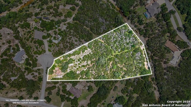 Listing photo id 32 for 178 & 179 Pr 1740
