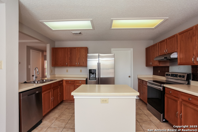 Image 7 of 15 For 322 Benetton Dr