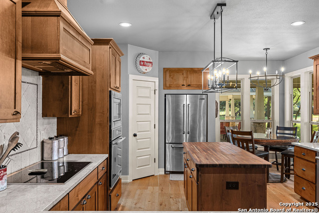 Image 5 of 42 For 31390 Stahl  