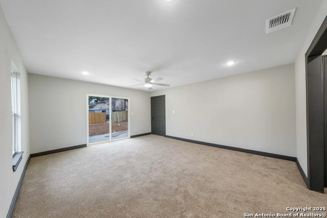 Image 14 of 23 For 2643 Gramercy W