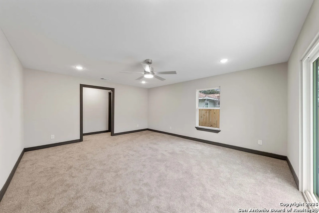 Image 15 of 23 For 2643 Gramercy W