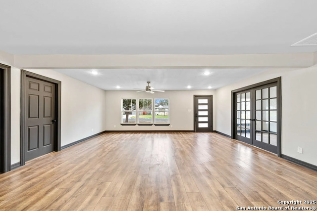 Image 2 of 23 For 2643 Gramercy W
