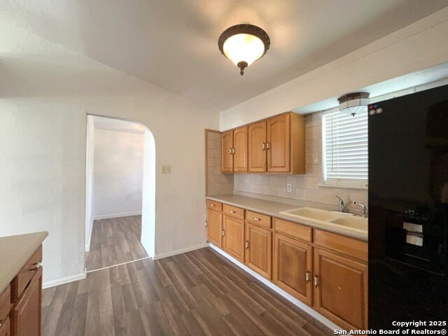 Image 15 of 40 For 9202 Silver Hill St