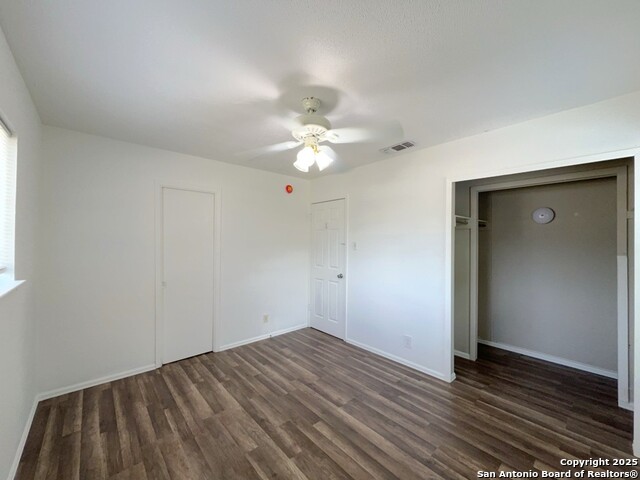 Image 25 of 40 For 9202 Silver Hill St
