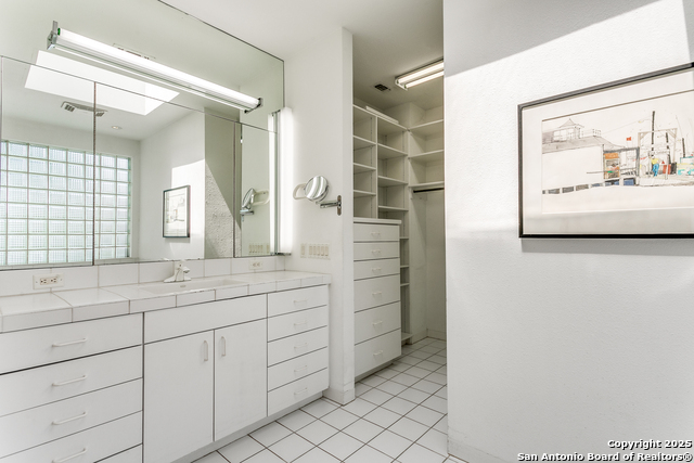 Image 29 of 36 For 130 Barilla Place