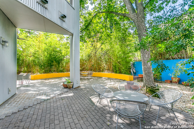 Image 34 of 36 For 130 Barilla Place