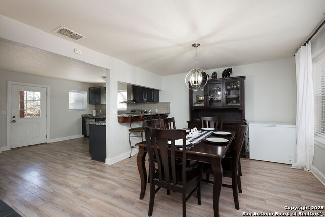 Image 12 of 31 For 227 Shady Oaks Dr