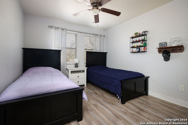 Image 19 of 31 For 227 Shady Oaks Dr
