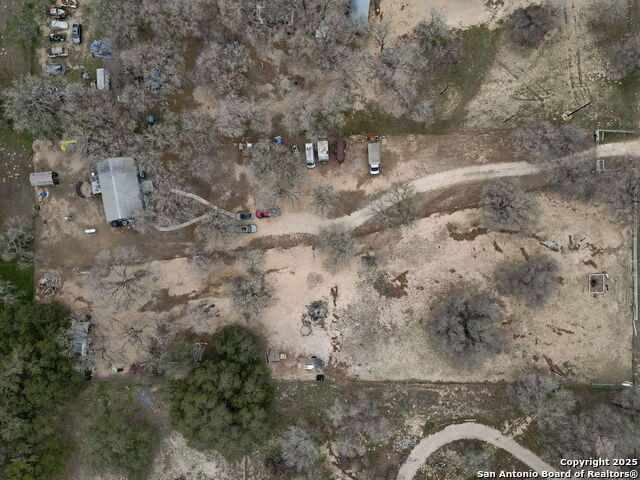 Image 24 of 31 For 227 Shady Oaks Dr