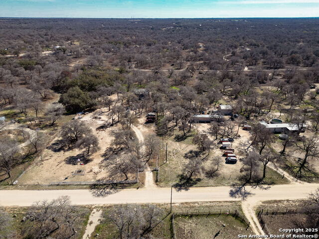 Image 25 of 31 For 227 Shady Oaks Dr