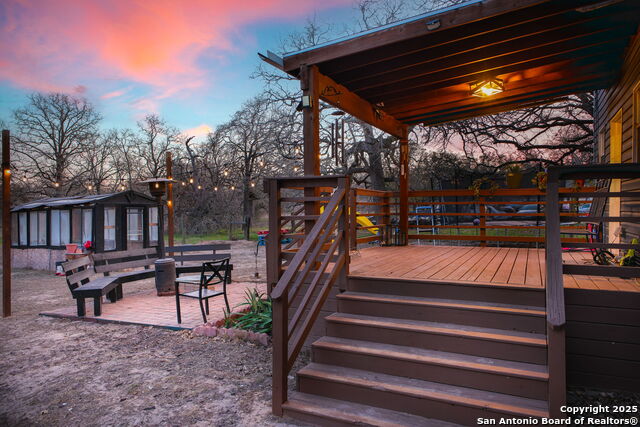 Image 26 of 31 For 227 Shady Oaks Dr