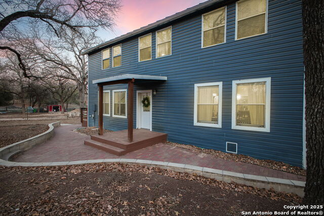 Image 29 of 31 For 227 Shady Oaks Dr