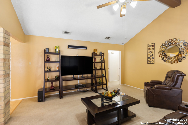 Image 13 of 20 For 5215 Vinecrest