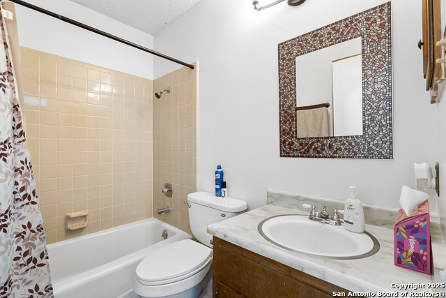 Image 19 of 20 For 5215 Vinecrest
