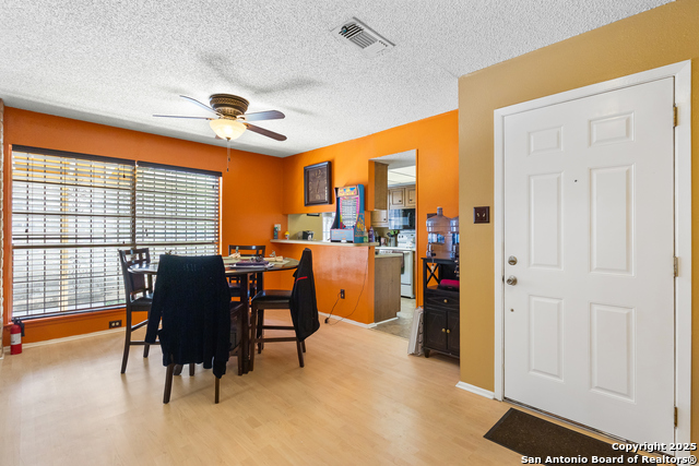 Image 6 of 20 For 5215 Vinecrest